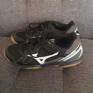 mizuno cyclone speed volleyball shoes